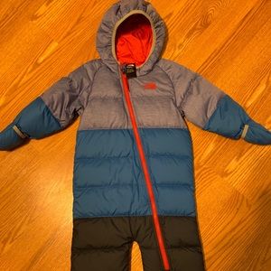 North face Snowsuit